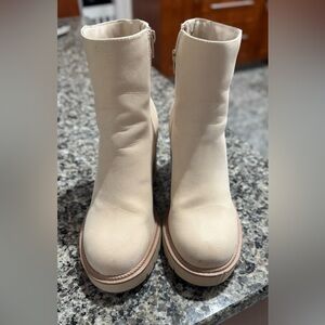 EUC MIA LUG BOOTS IN CREAM COLOR